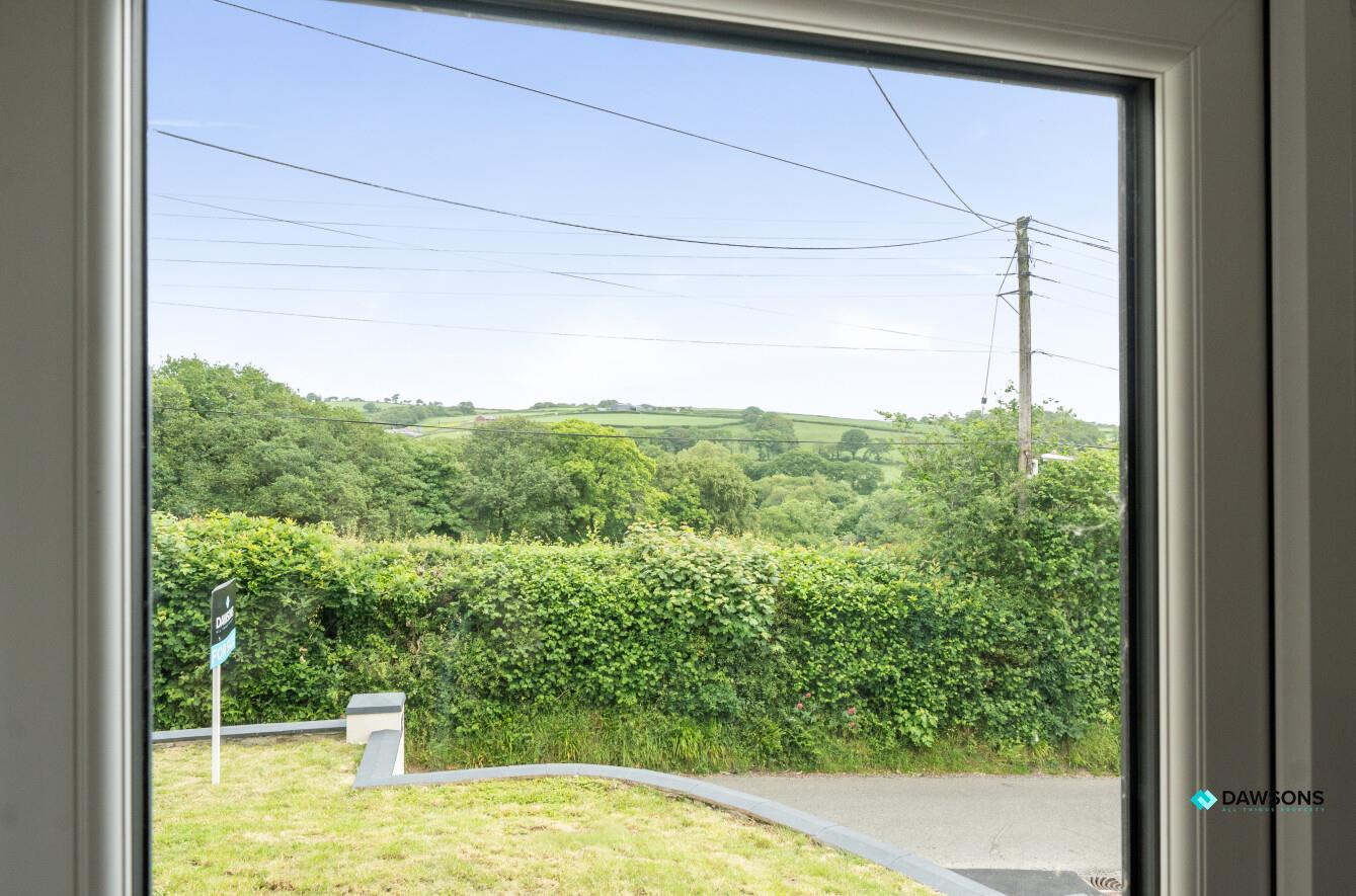 Trosserch Road, Llangennech, Llanelli, SA14 8AX